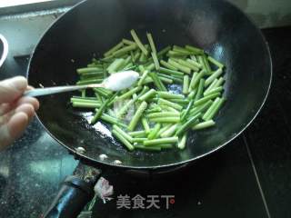 蒜苔鸭杂的做法步骤：10
