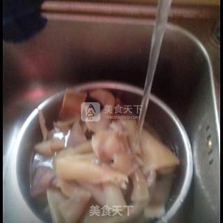 肉皮冻的做法步骤：3
