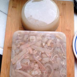 肉皮冻的做法步骤：7