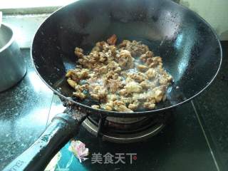 酸黄瓜炒鸭丁的做法步骤：6