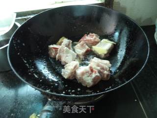 莲子蒸排骨的做法步骤：3