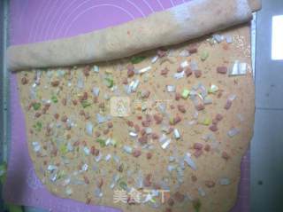 胡萝卜花卷的做法步骤：9