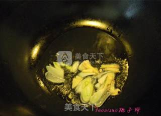 香菇鸡肉饭的做法步骤：5