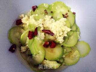 凉拌西葫芦的做法步骤：4