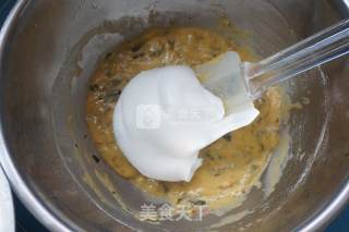 紫菜肉松蛋糕的做法步骤：7