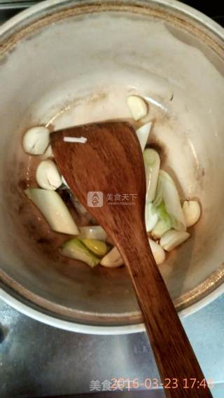 砂锅焗鸡的做法步骤：7