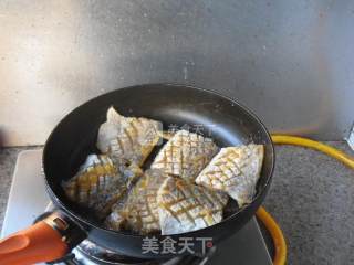 煎鳗鱼干的做法步骤：5