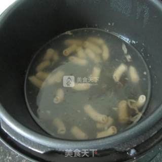 清炖小肠汤的做法步骤：7