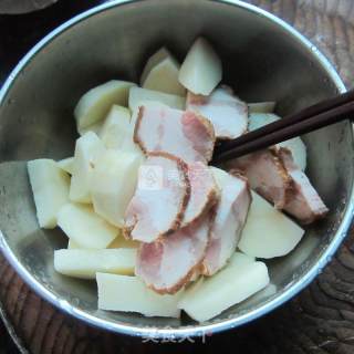 肉蒸土豆片的做法步骤：2