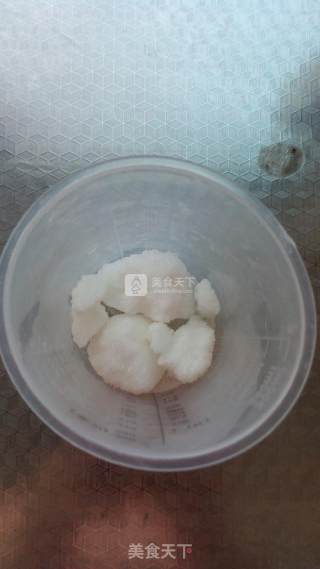 葱香肠仔面包的做法步骤：2