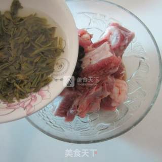 绿茶排骨的做法步骤：4