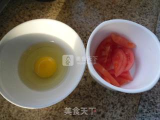 西红柿汤的做法步骤：1