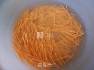 炒红薯丝的做法步骤：2