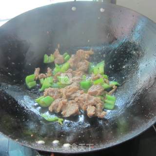 青椒牛腩的做法步骤：10