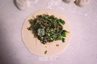 杂粮韭菜盒子的做法步骤：10