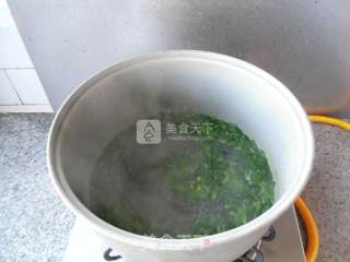 牛肉粉汤的做法步骤：2