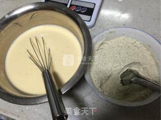 抹茶蓝莓千层蛋糕的做法