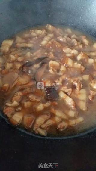 五花肉土豆盖浇饭的做法步骤：8