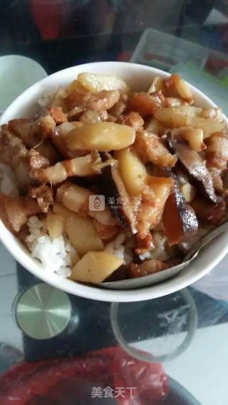 五花肉土豆盖浇饭的做法步骤：12