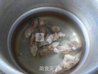 油菜蕻面结龙骨汤的做法步骤：3