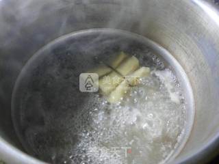 油菜蕻面结龙骨汤的做法步骤：6