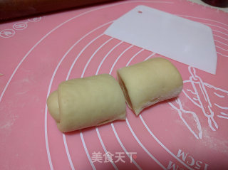 奶酥玫瑰卷的做法步骤：16