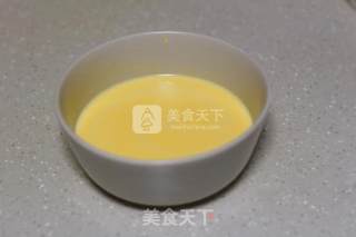 自己在家轻松制作老少偕喜爱的蛋挞的做法步骤：3