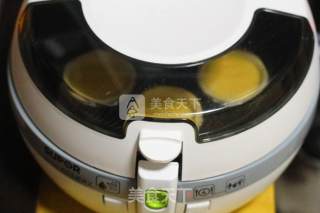 自己在家轻松制作老少偕喜爱的蛋挞的做法步骤：5