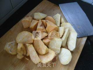 油炸红薯块的做法步骤：1