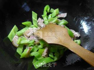 尖椒炒羊肉的做法步骤：4