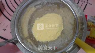 蔓越莓戚风蛋糕的做法步骤：5