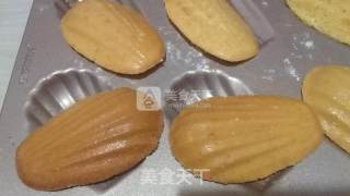柠香玛德琳的做法步骤：7