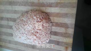 香喷喷的大肉包子的做法步骤：1