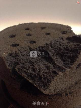 黑芝麻奥利奥煤球戚风的做法步骤：12