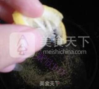 8寸黑森林水果蛋糕的做法步骤：4