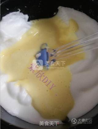 8寸黑森林水果蛋糕的做法步骤：7