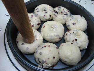 蔓越莓酥粒花朵面包的做法步骤：11