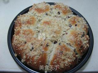 蔓越莓酥粒花朵面包的做法步骤：15