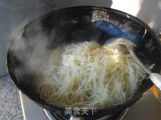 树椒土豆丝的做法步骤：3