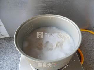 西红柿汤面的做法步骤：4