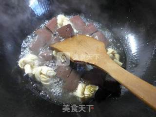 牛肉酱千张结煮鹅血的做法步骤：4