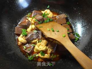 牛肉酱千张结煮鹅血的做法步骤：9