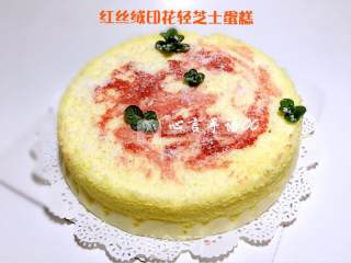 红丝绒印花轻芝士蛋糕的做法步骤：24