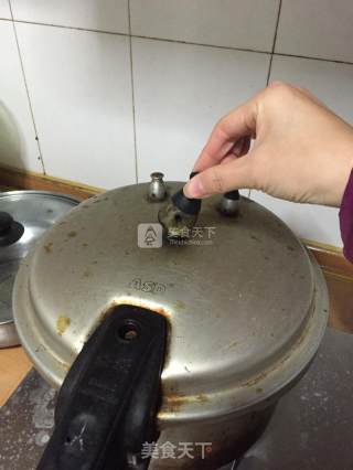 麻辣藕的做法步骤：6