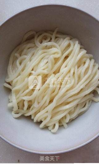 红油牛肉面的做法步骤：7
