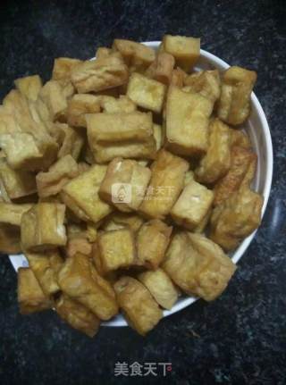 舌尖中国的大别山豆腐干--红烧肉烩豆腐果的做法步骤：2