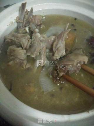 大别山冬季特色菜--炖羊排（叶集羊肉）的做法步骤：4
