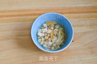 干贝蒸萝卜的做法步骤：1