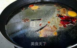 焖烧脱骨猪肘肉的做法步骤：6