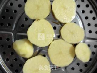 茄汁肉末焗土豆泥的做法步骤：1